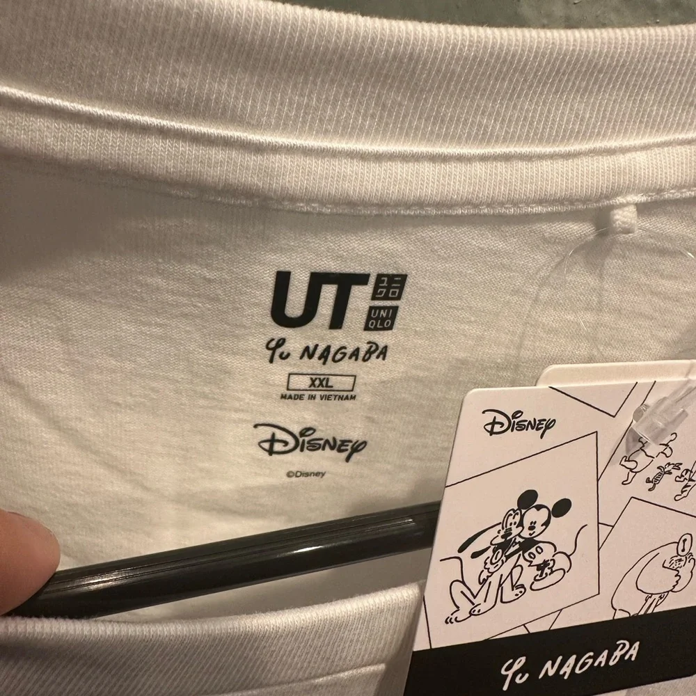 Uniqlo x Disney nagaba tee Donald Duck unisex tee - Picture 5 of 6